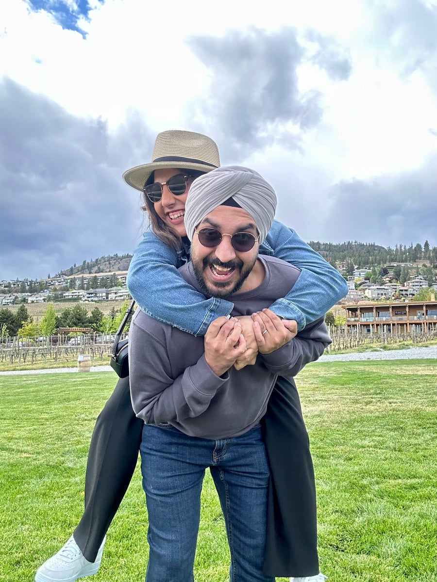 Oh Snack It founders Aanchal and Agam